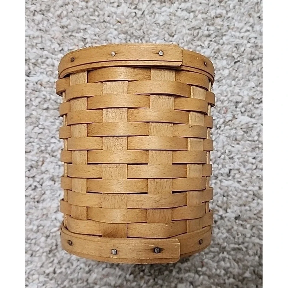 Longaberger Small Canister Basket and Lid 6 inches 2003 USA Made Maple Brown